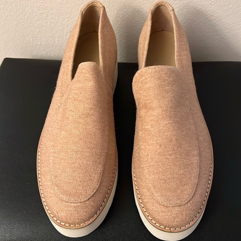 NWT Vince loafers for in size 8.5